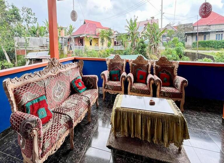 Отель Anaqi Homestay Mitra Reddoorz