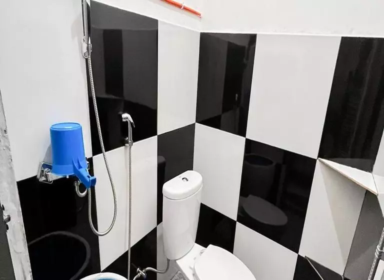 ホテル Anaqi Homestay Mitra Reddoorz