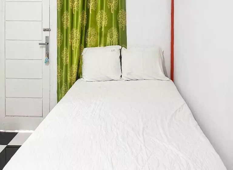 ホテル Anaqi Homestay Mitra Reddoorz