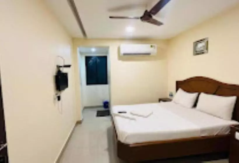 ホテル Annapoorna Residency Madurai