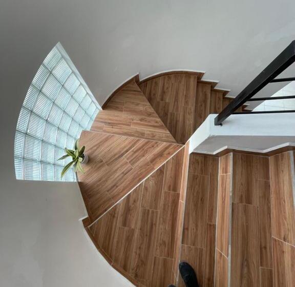 هتل Boutique Los Pinos