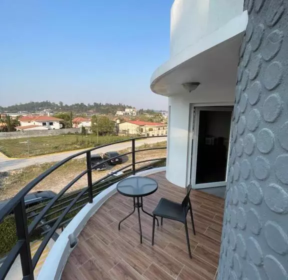 هتل Boutique Los Pinos