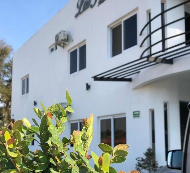 هتل Boutique Los Pinos