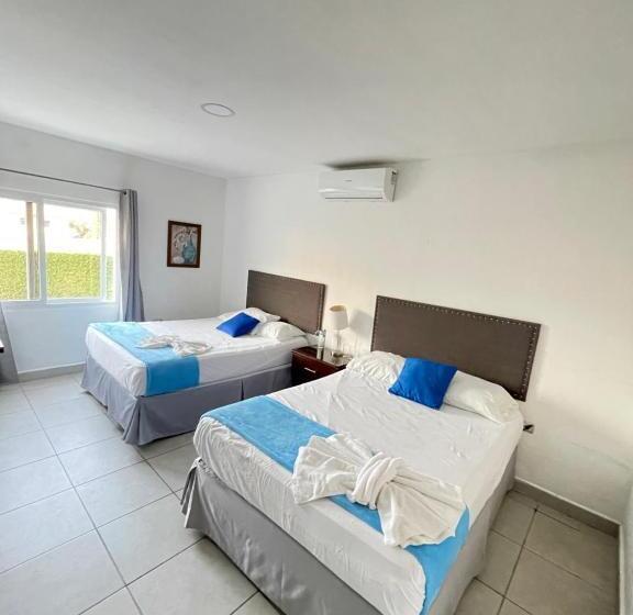 هتل Boutique Los Pinos