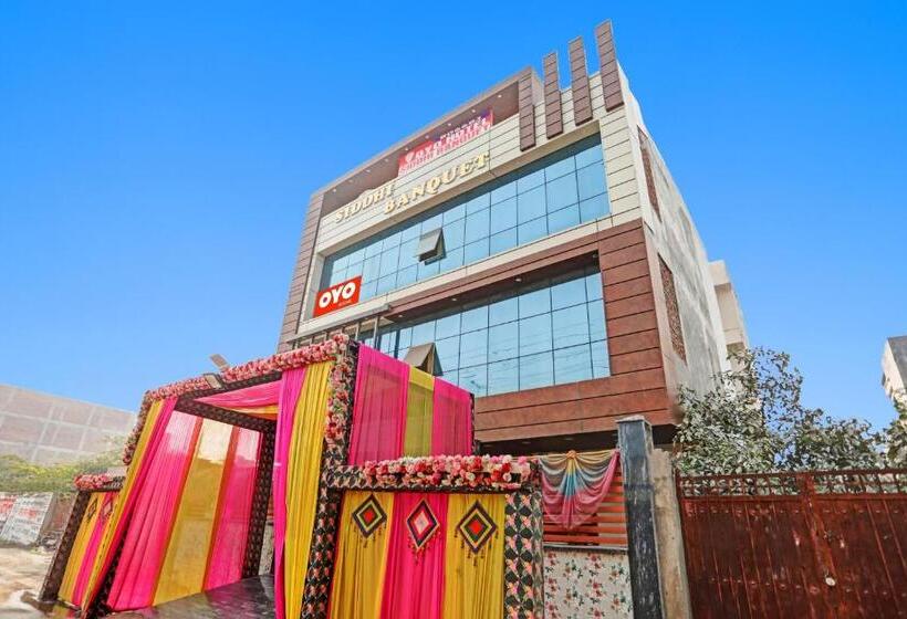 호텔 Flagship Siddhi Banquet And Hall