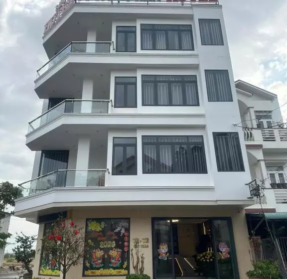 هتل Khách Sạn Vy Ngọc Hân Tuy Hòa
