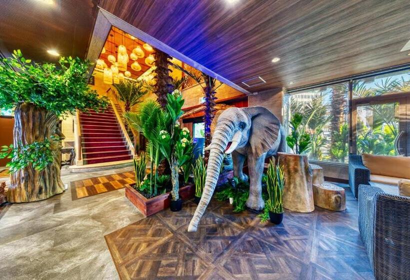 ホテル Lotus Okayama Adult Only