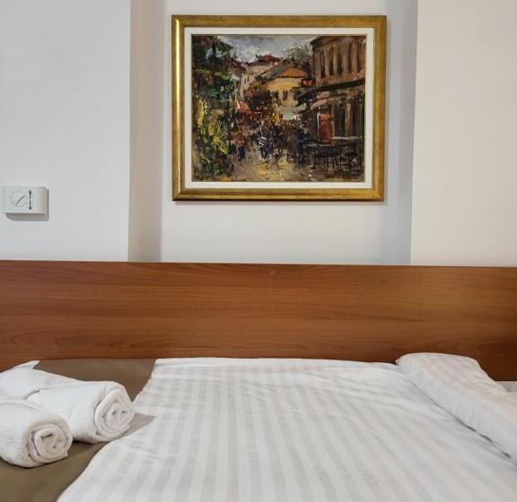 هتل Mayberry Lake   Villa Medijapark