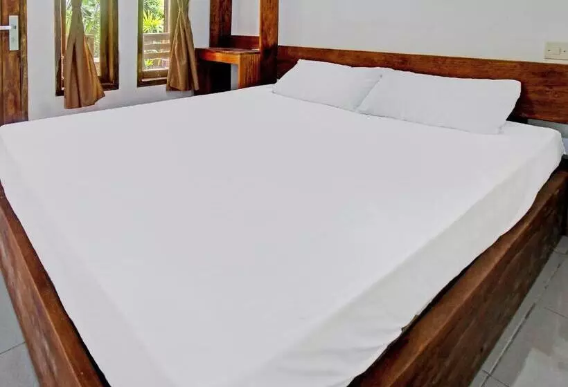 Hotelli Oyo 92275 Tastura Homestay