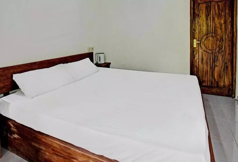 Hotelli Oyo 92275 Tastura Homestay