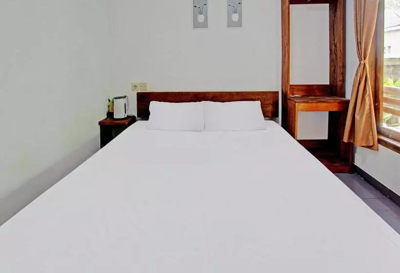 Hotelli Oyo 92275 Tastura Homestay