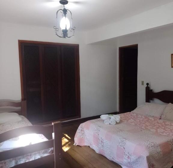 Отель Pousada Chez Suomi