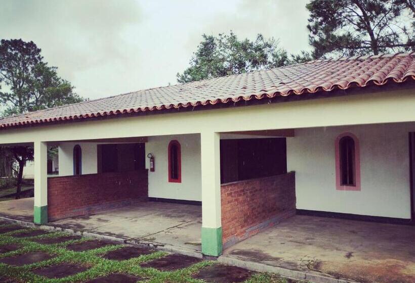 Отель Pousada Chez Suomi