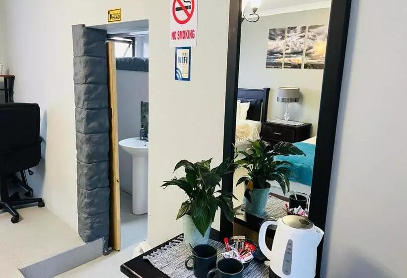 ペンション Bloubrak Gastehuis  Stone Haven 2