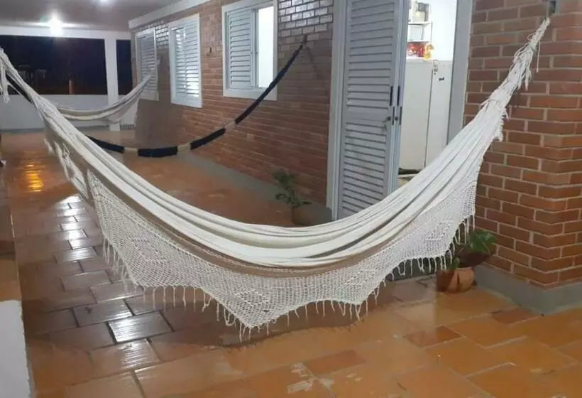 Majatalo Memora Guesthouse   Casa Inteira Ou Quartos A Duas Quadras Da Praia E Próxima A Ilha Do Mel