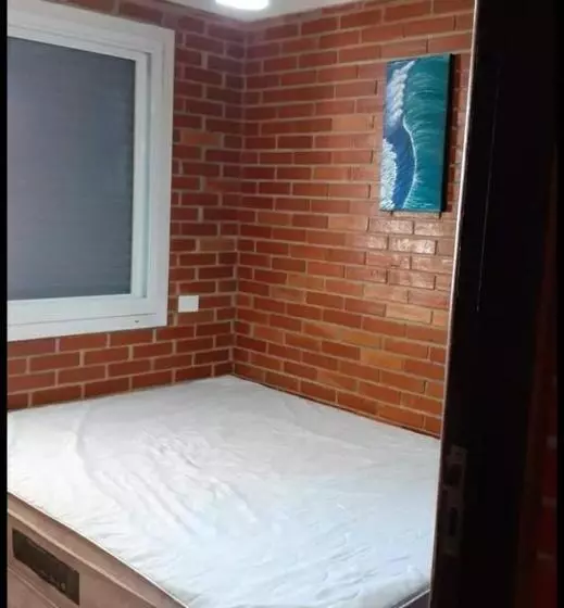 Majatalo Memora Guesthouse   Casa Inteira Ou Quartos A Duas Quadras Da Praia E Próxima A Ilha Do Mel