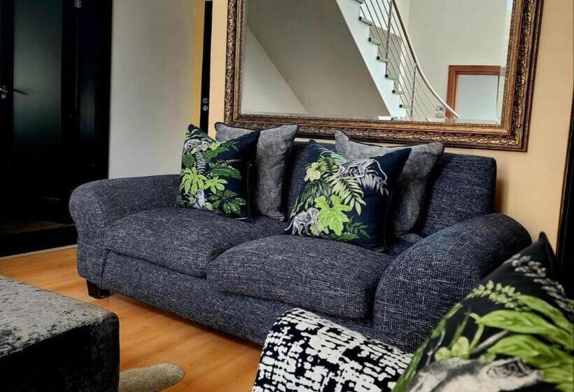 Пансион Hartbeespoort Lifestyle Guest House