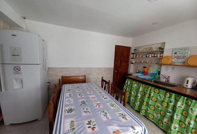 ペンション Hostel Comunidad Ushuaia