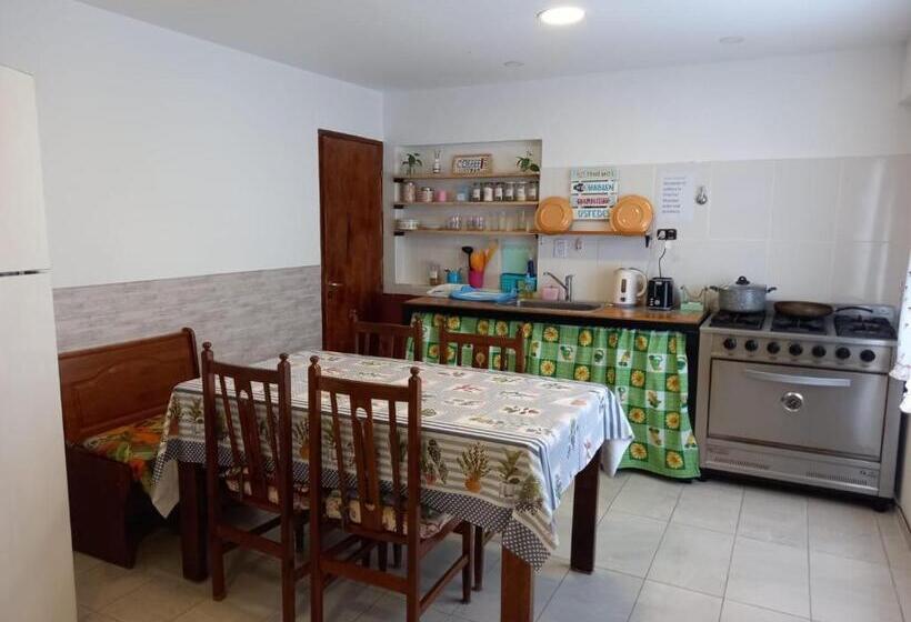 ペンション Hostel Comunidad Ushuaia