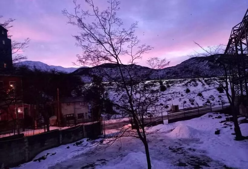 ペンション Hostel Comunidad Ushuaia