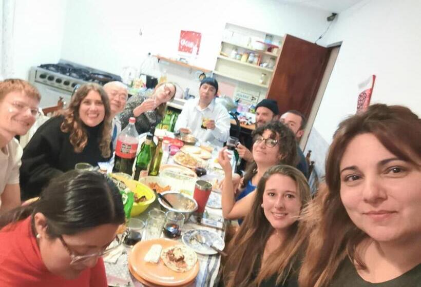 ペンション Hostel Comunidad Ushuaia
