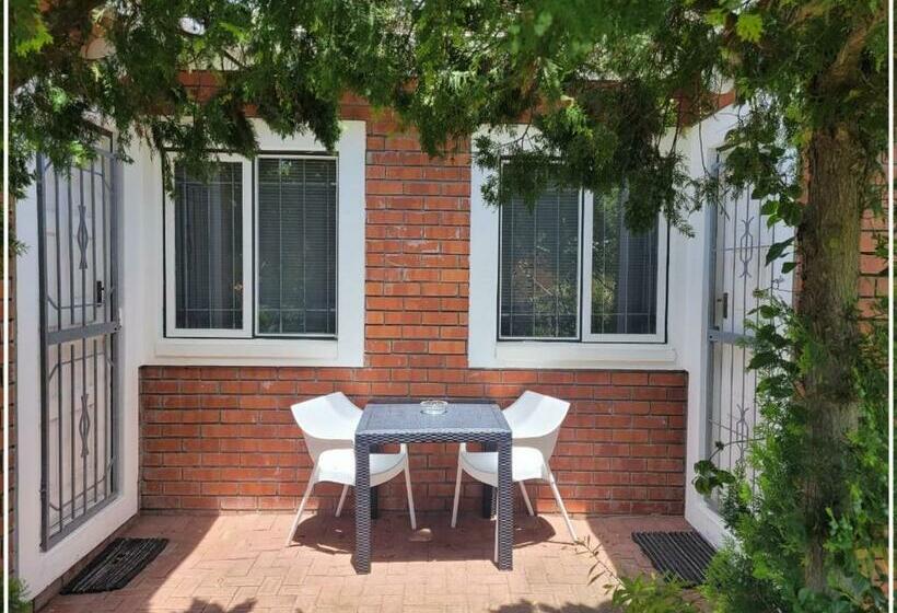 Soos Bed & Breakfast