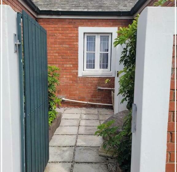 Soos Bed & Breakfast