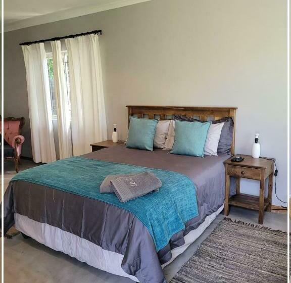 Soos Bed & Breakfast