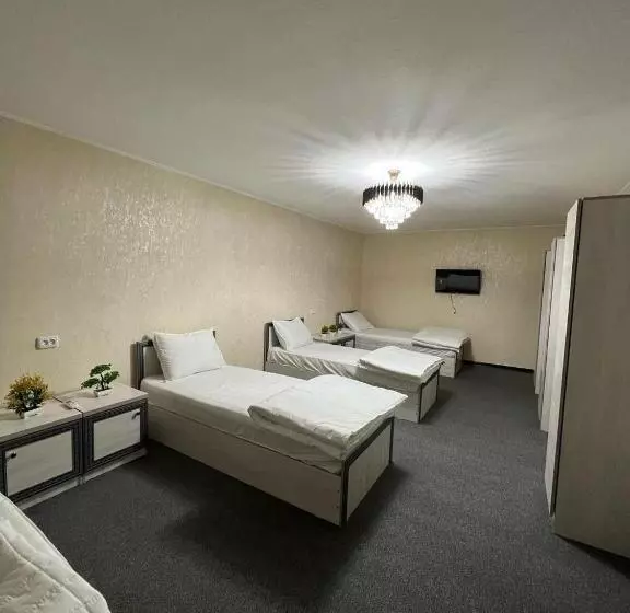 Retkeilymaja Markhaba