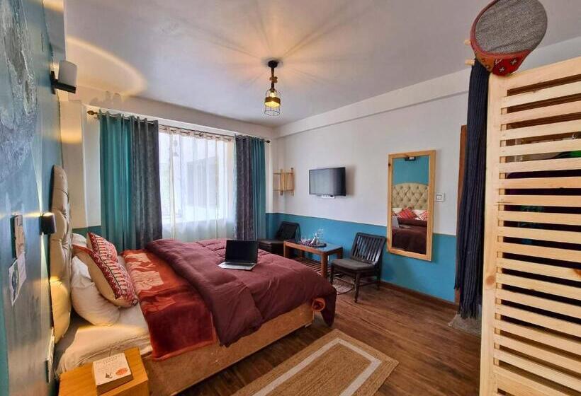 הוסטל The Bunker Burwa Manali