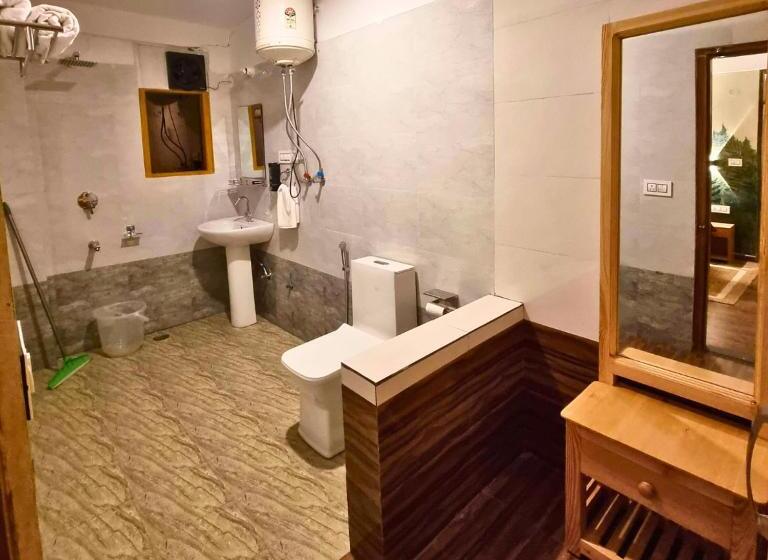 הוסטל The Bunker Burwa Manali