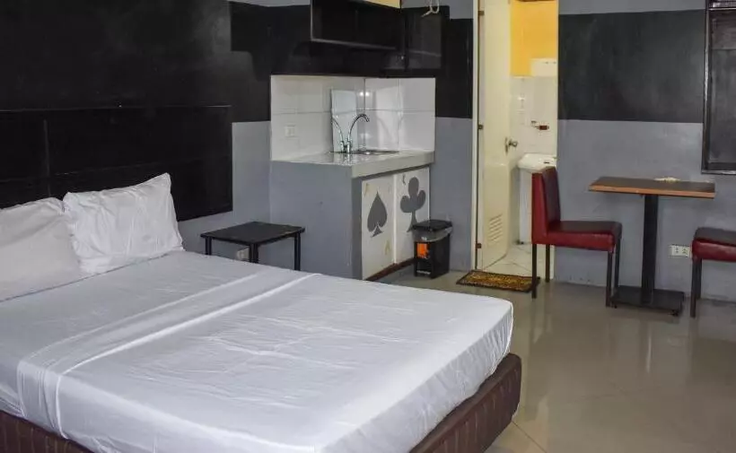 هتل 1812 Vc Lodge