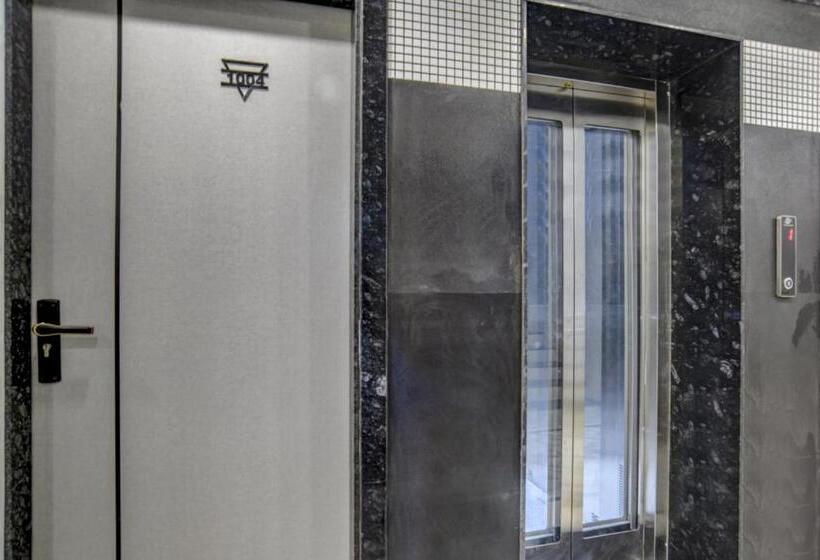 Отель O Dev S Inn