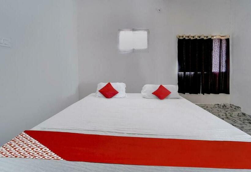 Spot On Hotel Magadh In