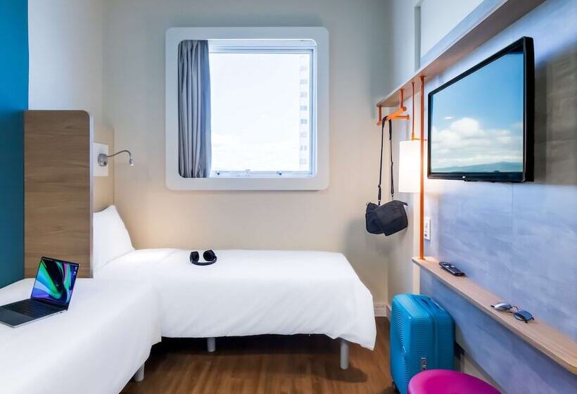 Otel Ibis Budget Pindamonhangaba