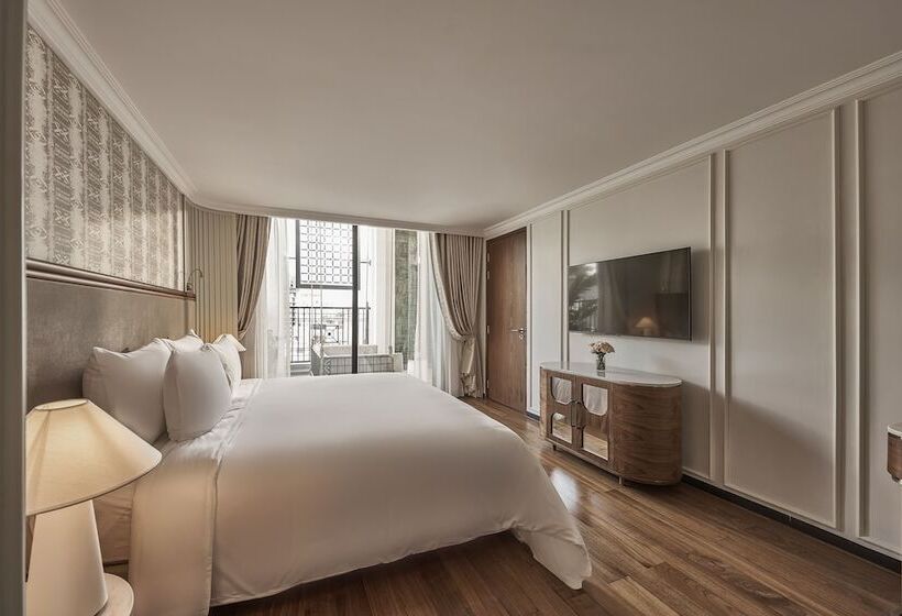 هتل La Siesta Premium Sai Gon