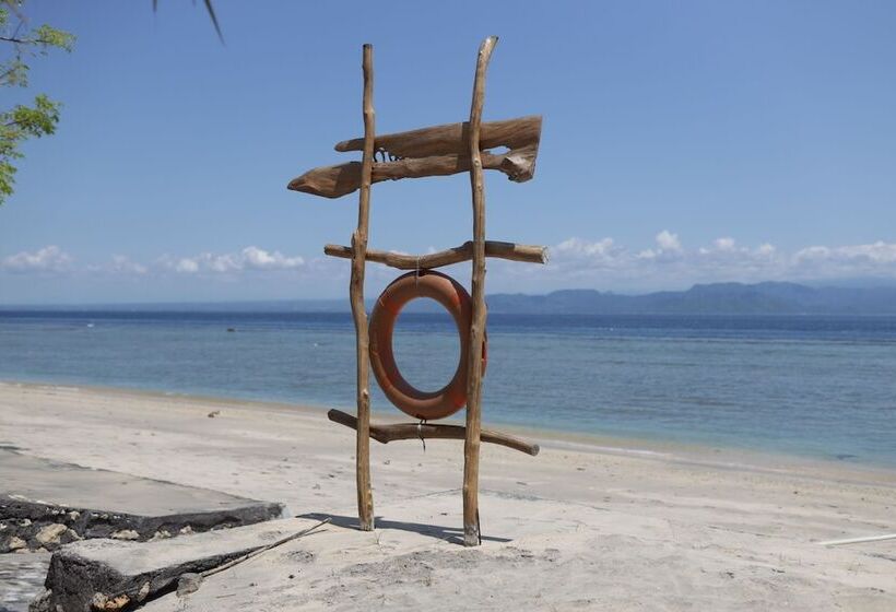 酒店 Mambo Beach Resort