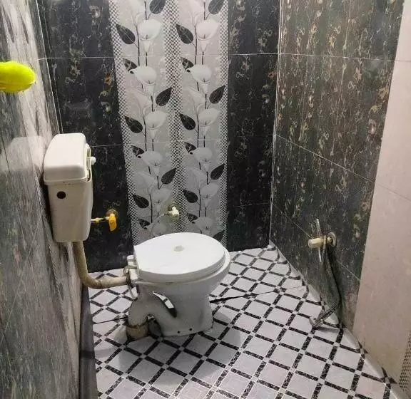 ホテル Spot On Deepanshi Guest House