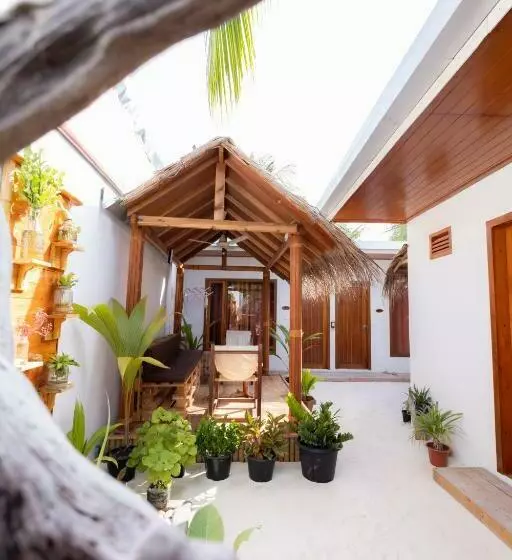 Pensió Island Holiday Lodge