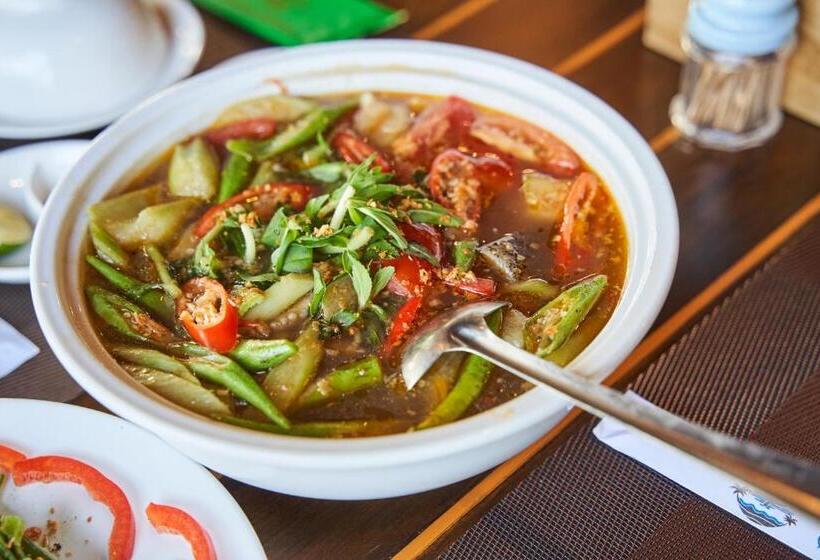 Hodota Cam Binh Resort & Spa Lagi Beach