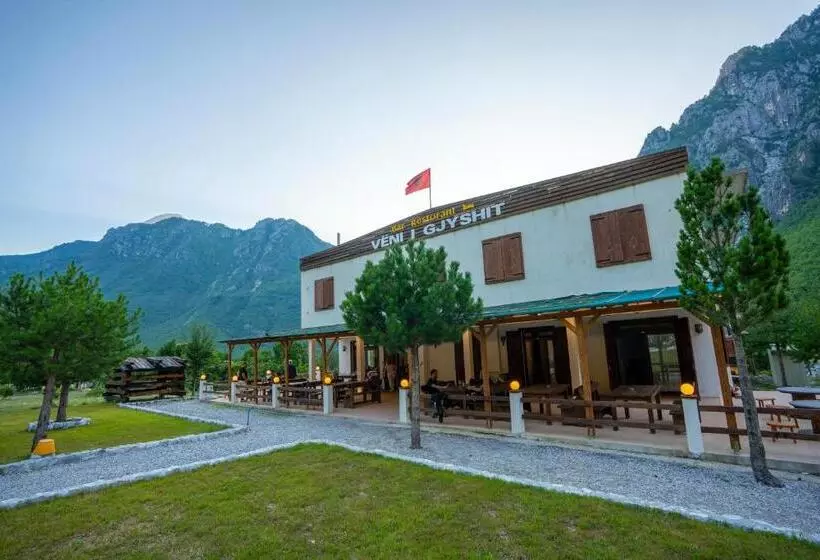 ホテル Guesthouse Véni I Gjyshit