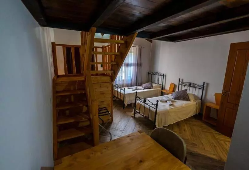 ホテル Guesthouse Véni I Gjyshit