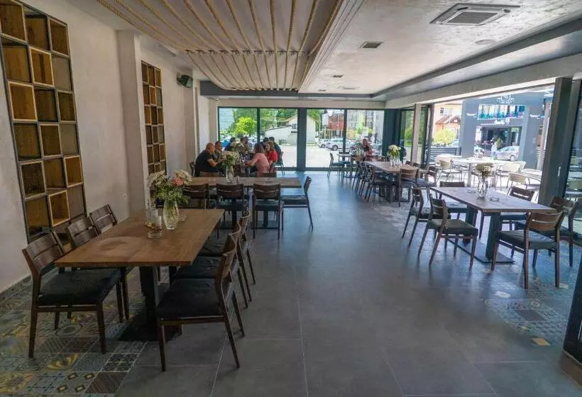 هتل Stari Grad Fojnica