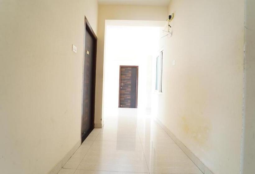 Отель Vangal Nest Peelamedu Psg Stay