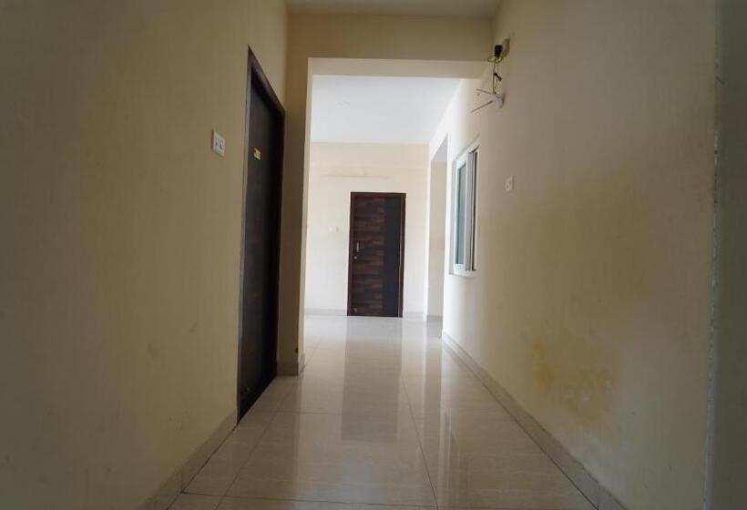 Отель Vangal Nest Peelamedu Psg Stay