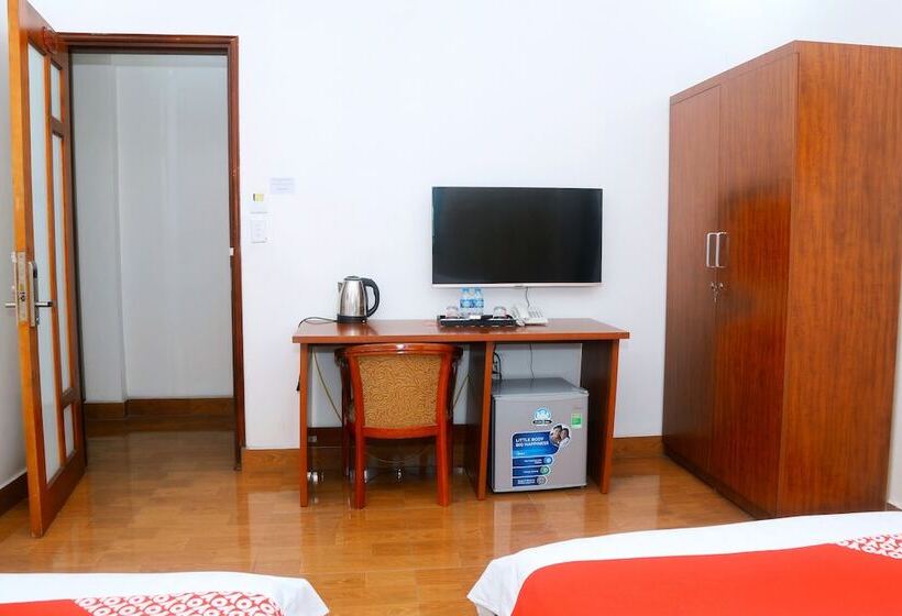 Luxury Airport Hotel & Travel