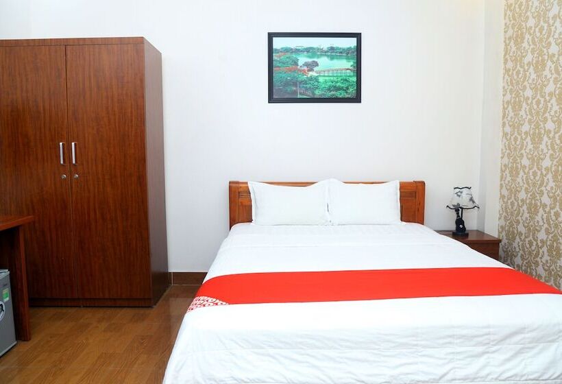 Luxury Airport Hotel & Travel