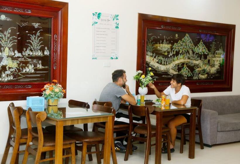 Luxury Airport Hotel & Travel