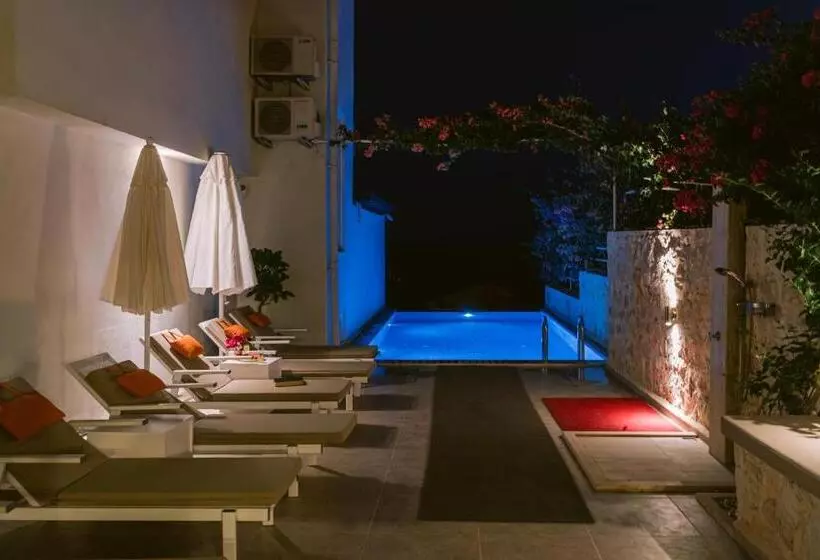 پانسیون Villa Lalaland