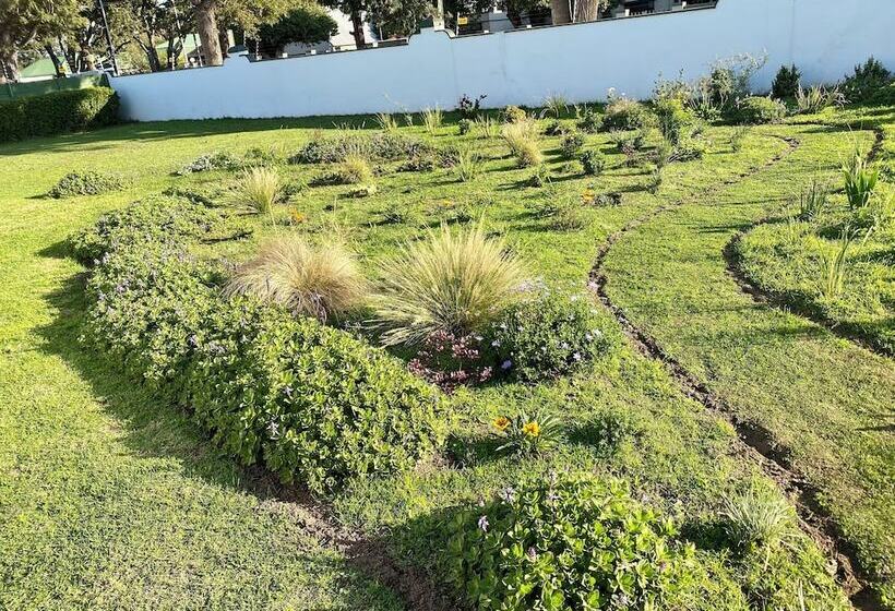 펜션 Whistlewood Guesthouse Walmer, Port Eizabeth